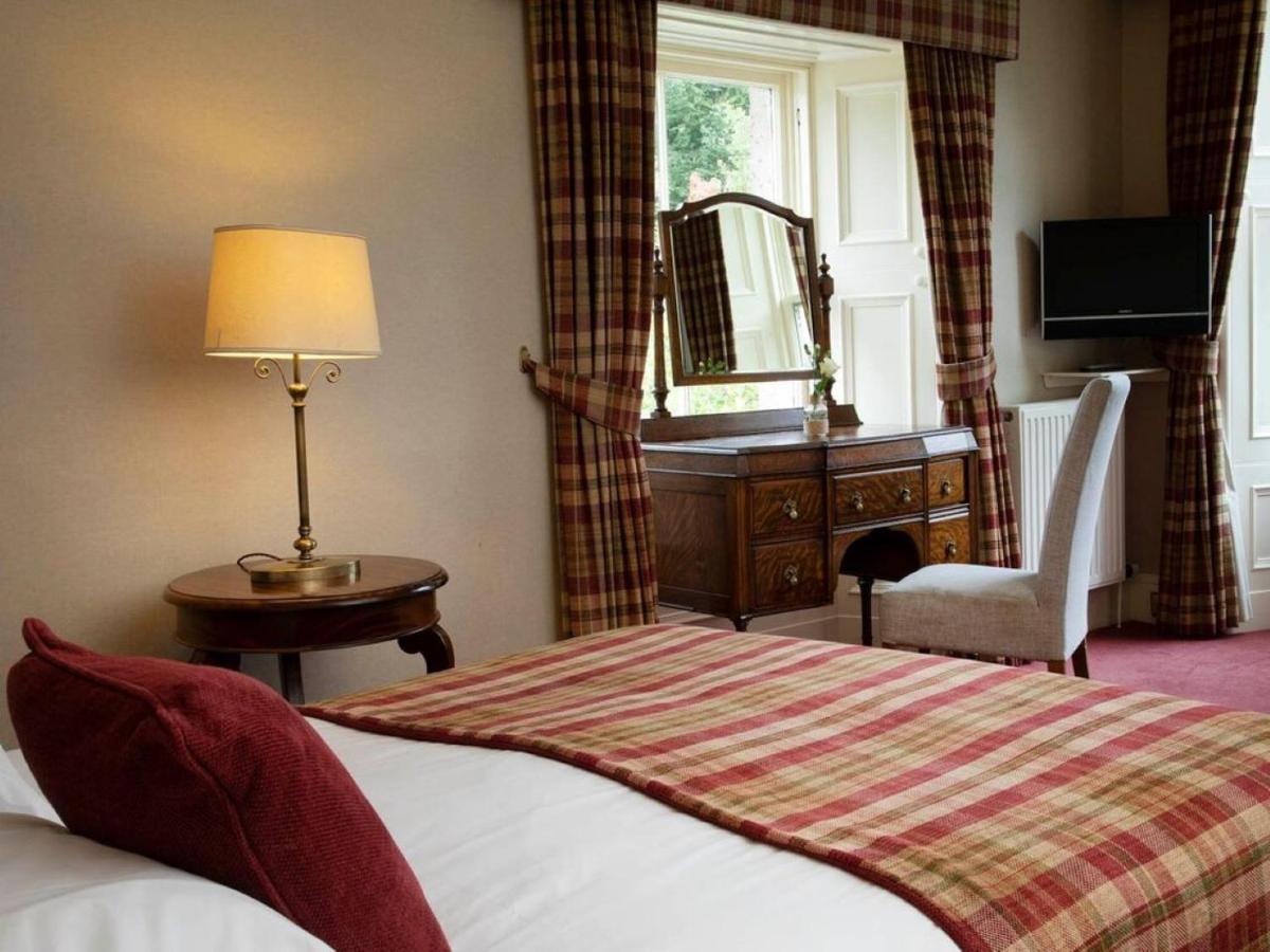 Loch Ness Country House Hotel Inverness Exteriör bild